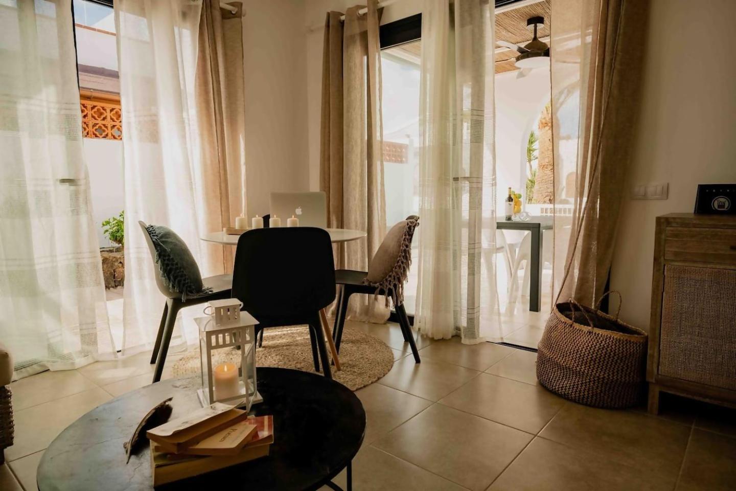 Villa Aloha Jacuzzi Y Vistas Al Mar Corralejo Eksteriør billede